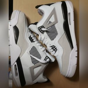 Jordan 4 military black